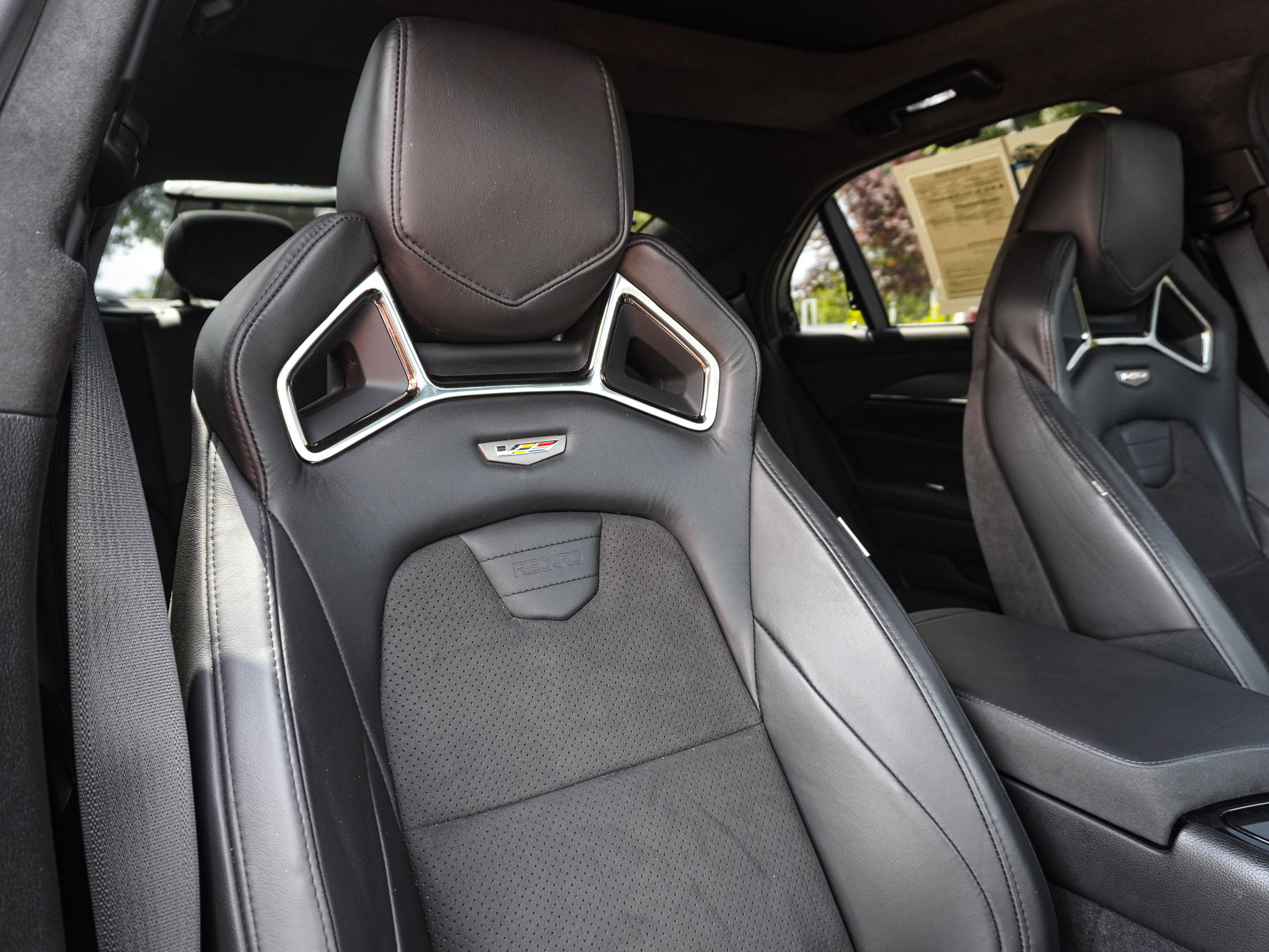 Used 2019 Cadillac CTS V w/ Carbon Fibre Package RWD image 34