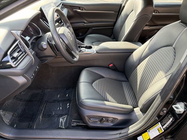 Used 2023 Toyota Camry SE image 14