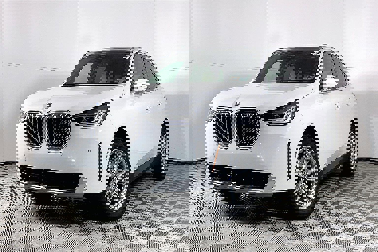 Certified 2025 BMW X3 xDrive30i image 2