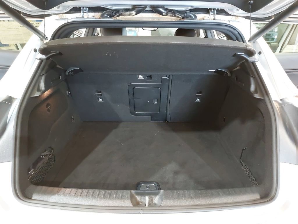 Used 2019 Mercedes-Benz GLA 250 image 13