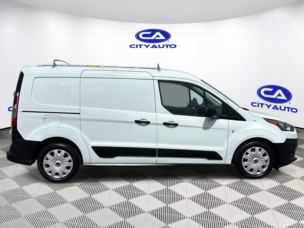 Used 2022 Ford Transit Connect XL image 2