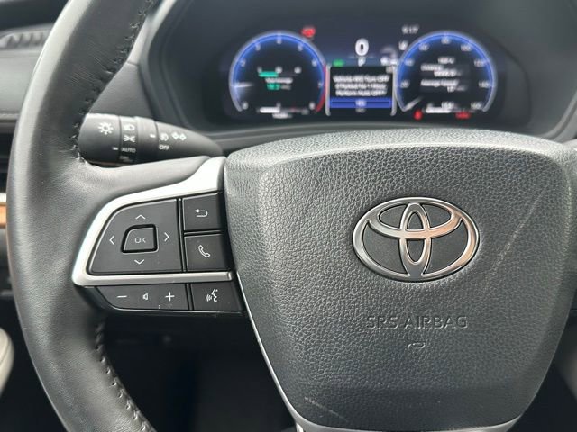 Used 2024 Toyota Grand Highlander AWD image 21