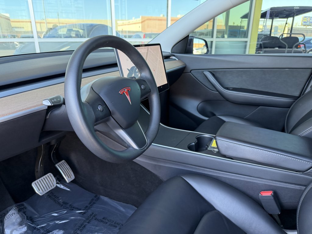 Used 2020 Tesla Model Y Long Range image 32
