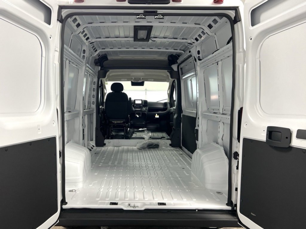 Used 2024 RAM ProMaster 1500 w/ Convenience Group image 7