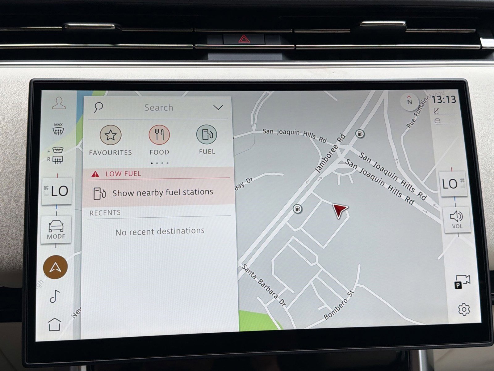 New 2026 Land Rover Range Rover SE image 28