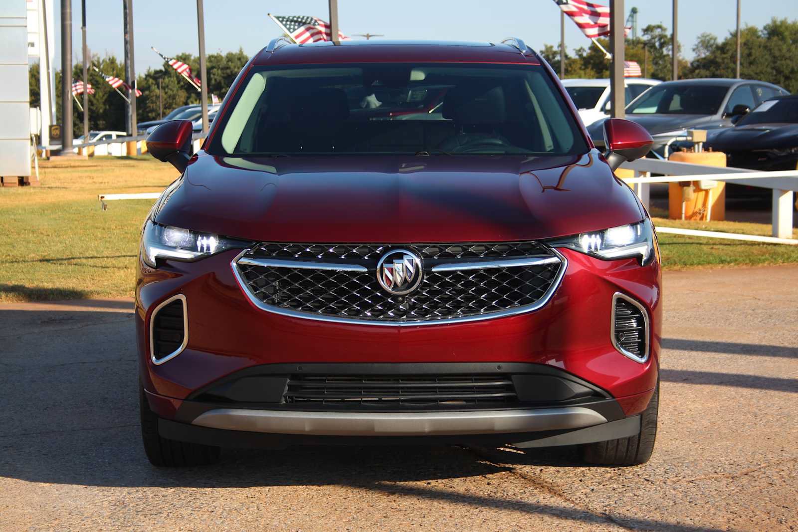Used 2023 Buick Envision Avenir AWD/4WD image 3