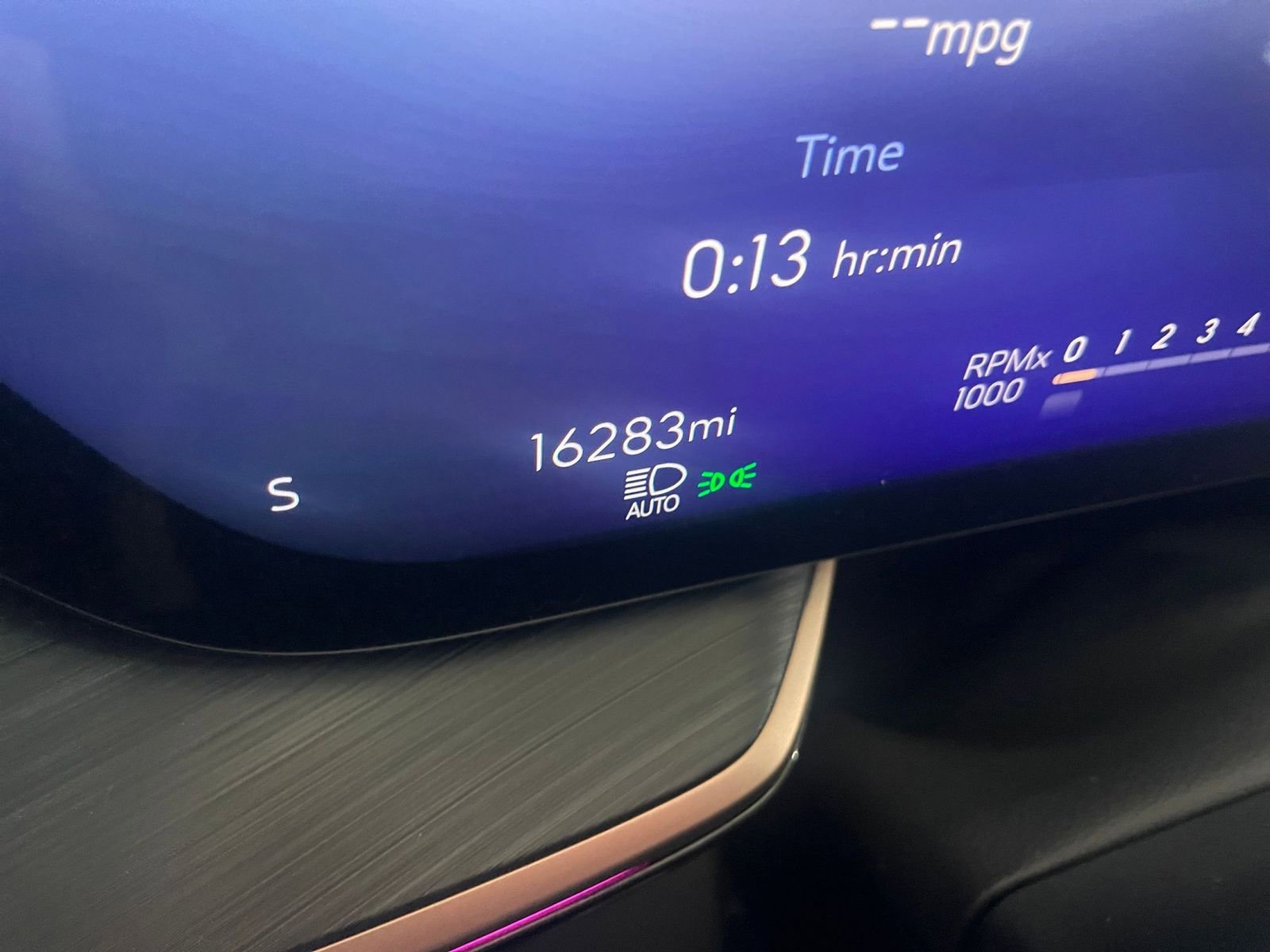 Used 2024 Buick Envision Sport Touring image 40