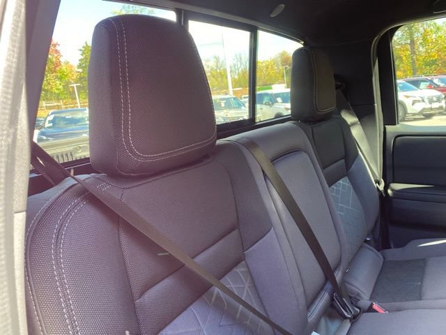 New 2026 Nissan Frontier SV w/ All-Weather Content Package AWD/4WD image 32