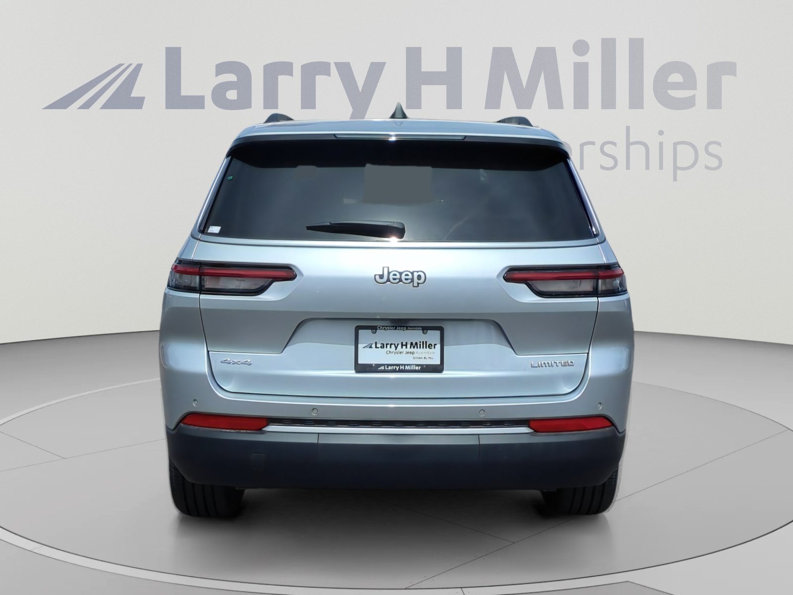 New 2026 Jeep Grand Cherokee L Limited AWD/4WD image 4