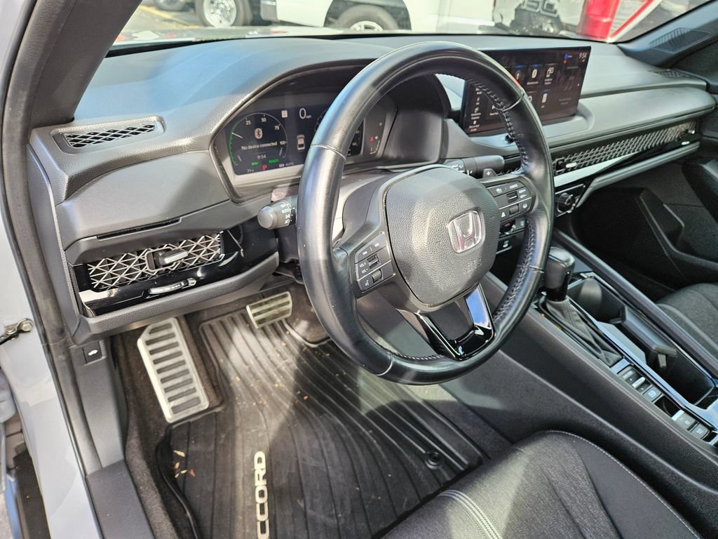 Used 2023 Honda Accord Sport image 18