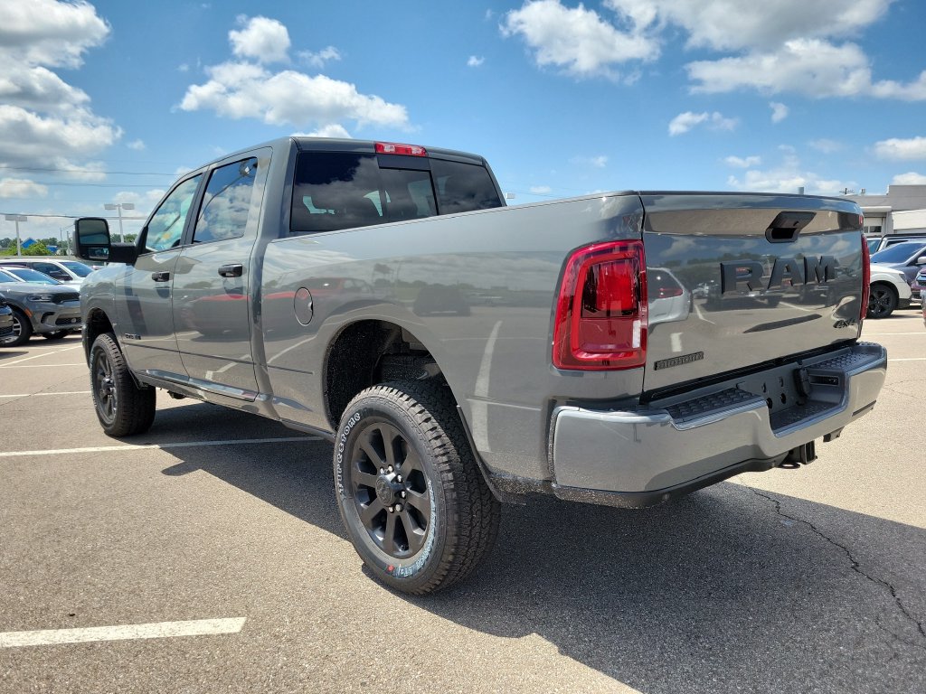 New 2026 RAM 2500 Big Horn AWD/4WD image 3