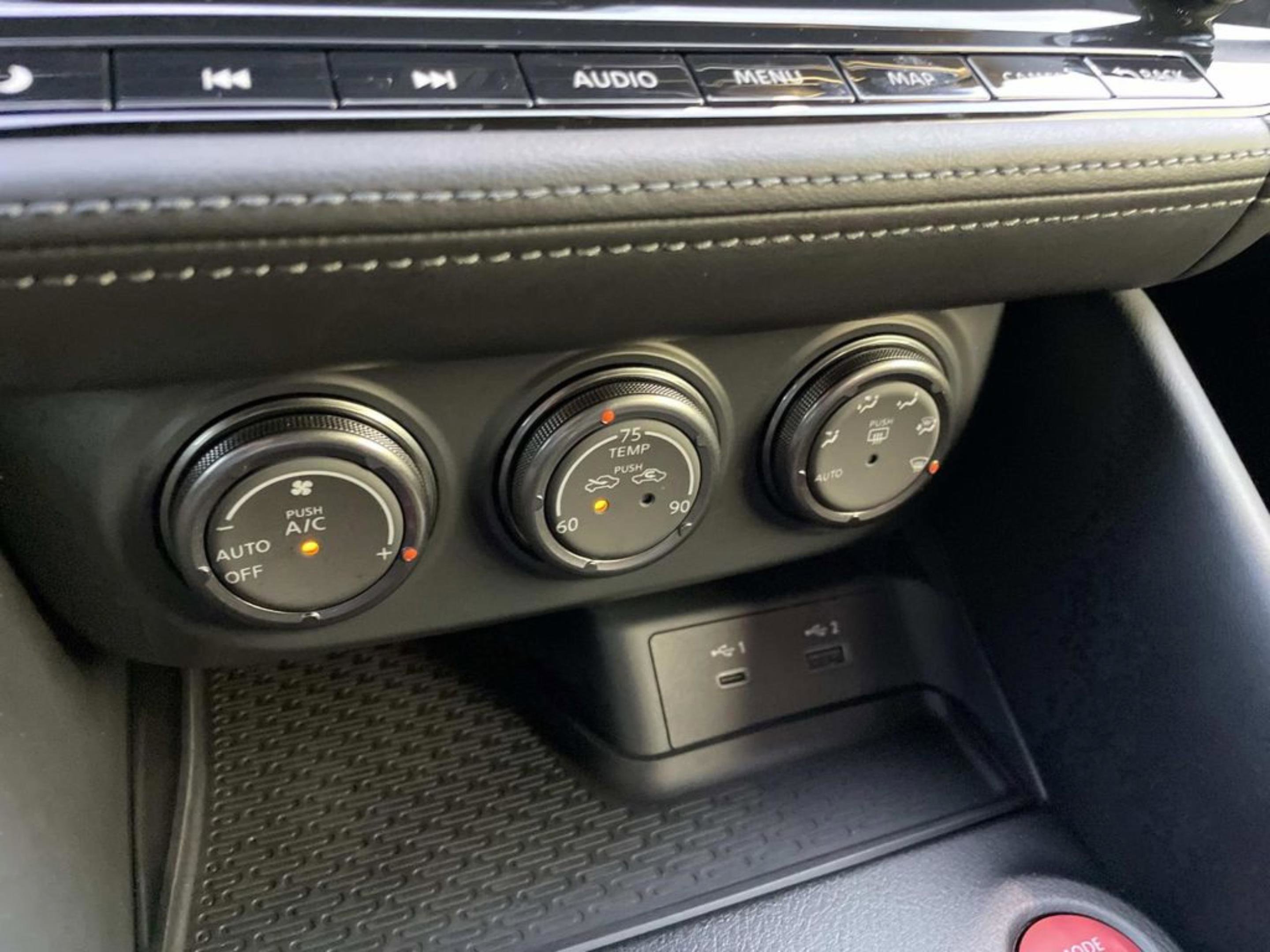 Used 2026 Nissan Z NISMO w/ Floor Mat Package image 30