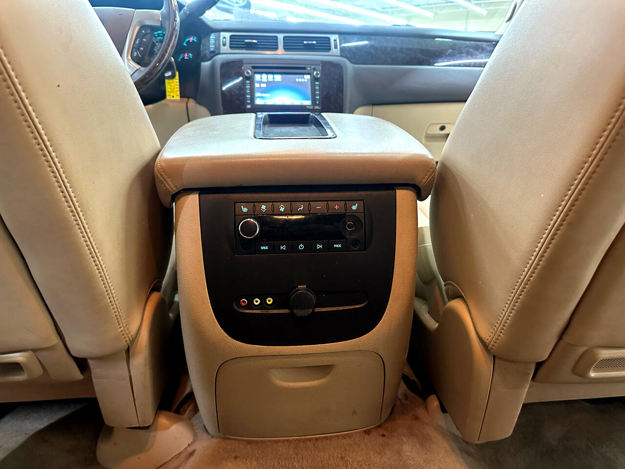 Used 2012 GMC Yukon Denali image 36