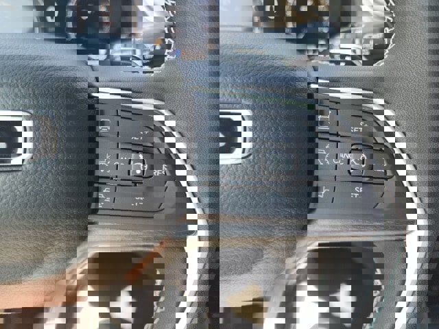 New 2025 Jeep Grand Cherokee L Limited w/ Luxury Tech Group II image 16