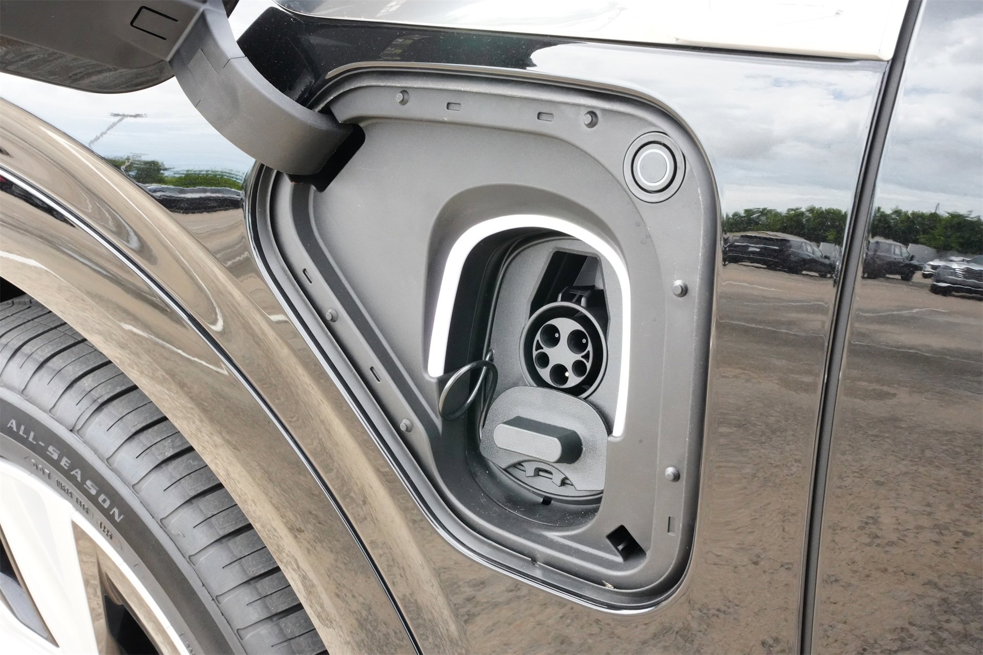 New 2026 Cadillac Vistiq Luxury image 30