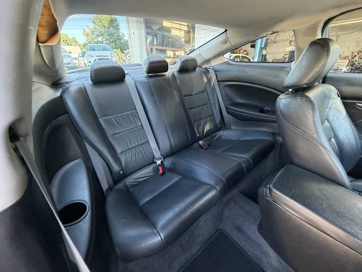 Used 2010 Honda Accord EX-L image 11