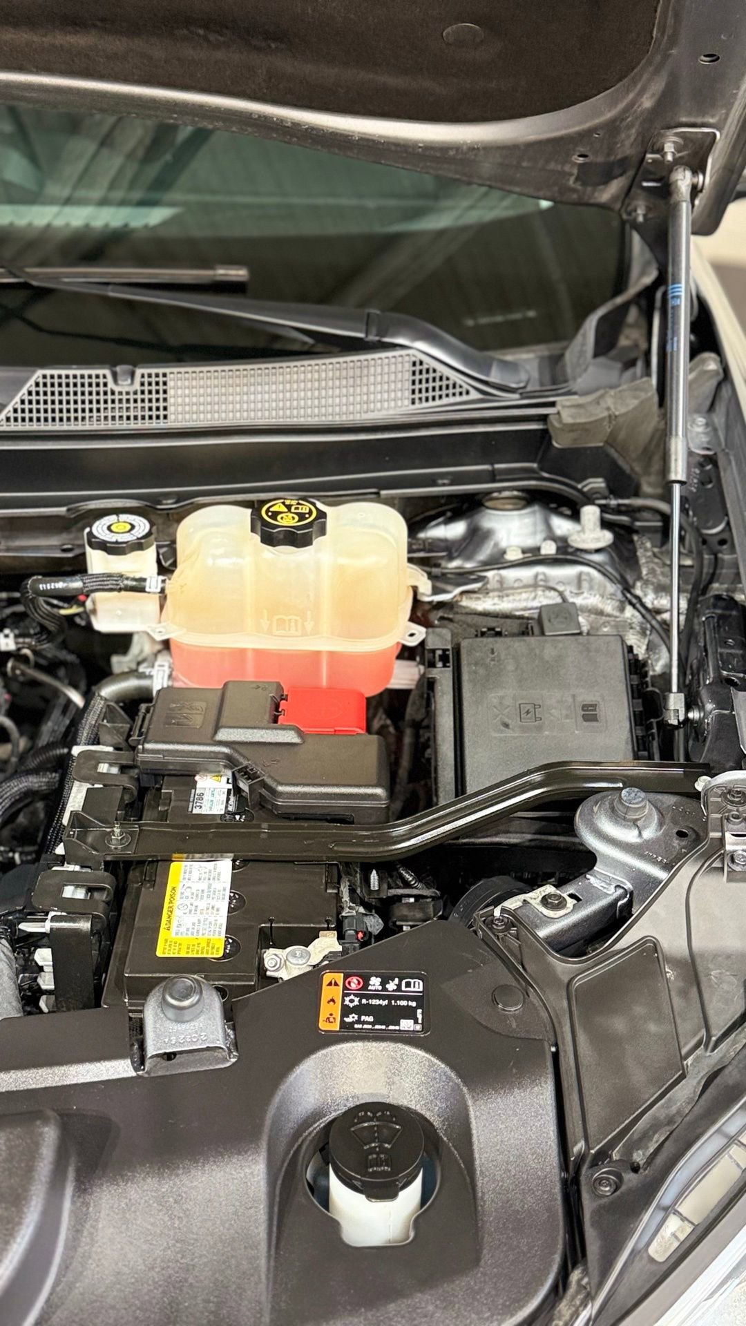 Used 2020 Chevrolet Traverse LT image 91