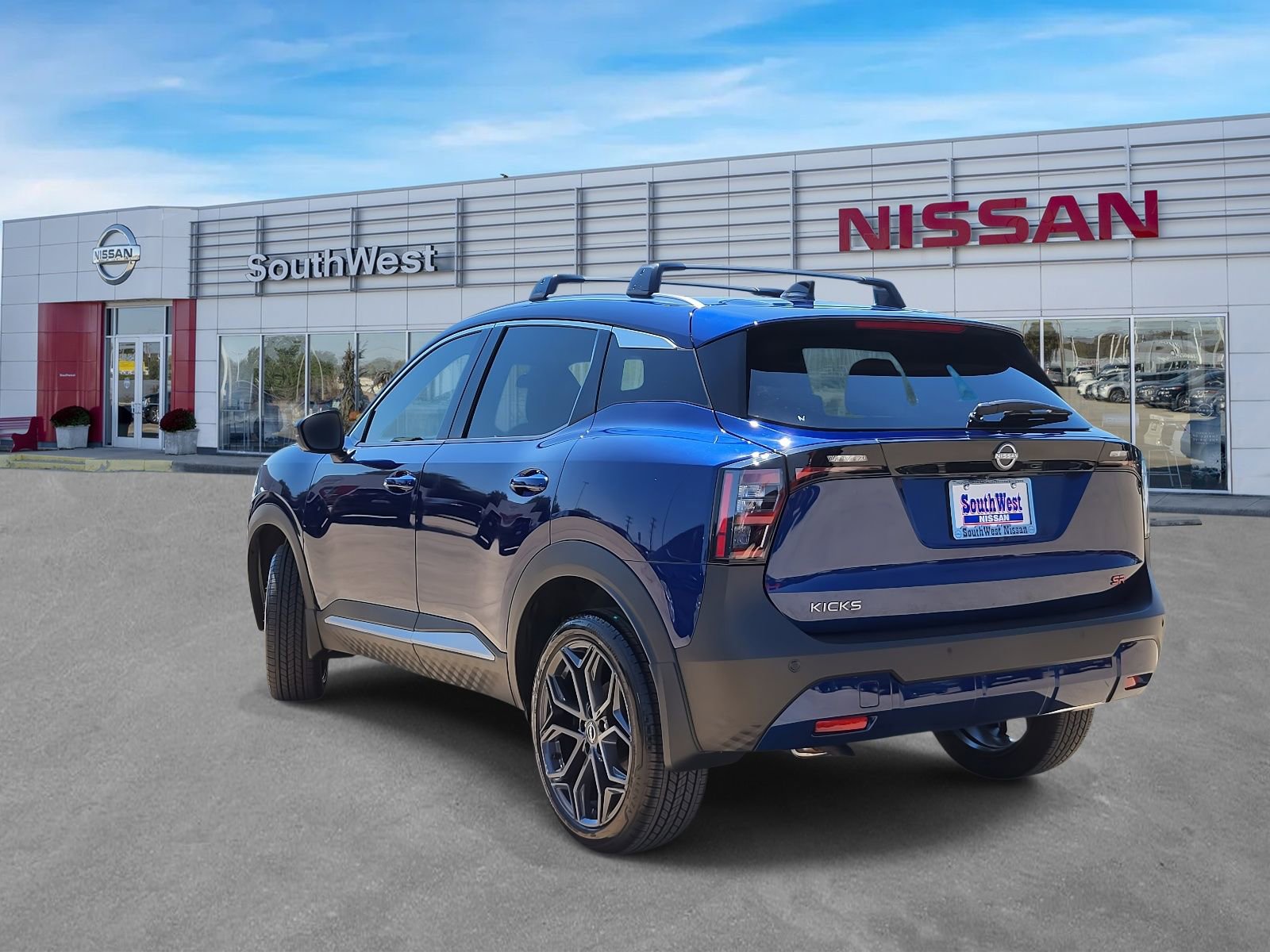 New 2026 Nissan Kicks SR image 8