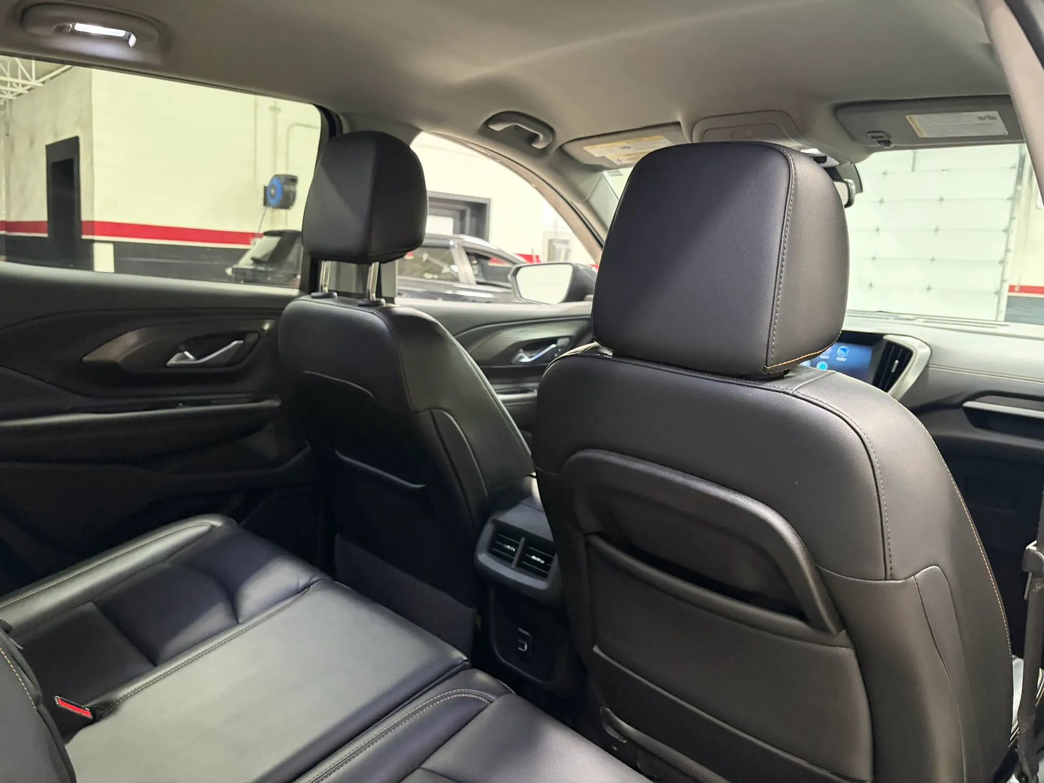 Used 2018 GMC Terrain SLT FWD image 28