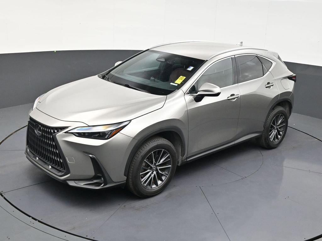 Used 2024 Lexus NX 250 FWD w/ Towing Package (2000 Lbs) image 12
