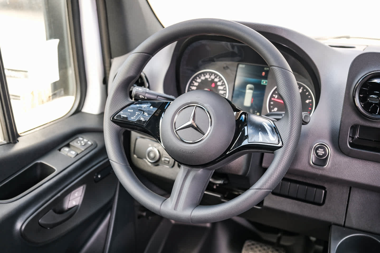 New 2025 Mercedes-Benz Sprinter 2500 image 36