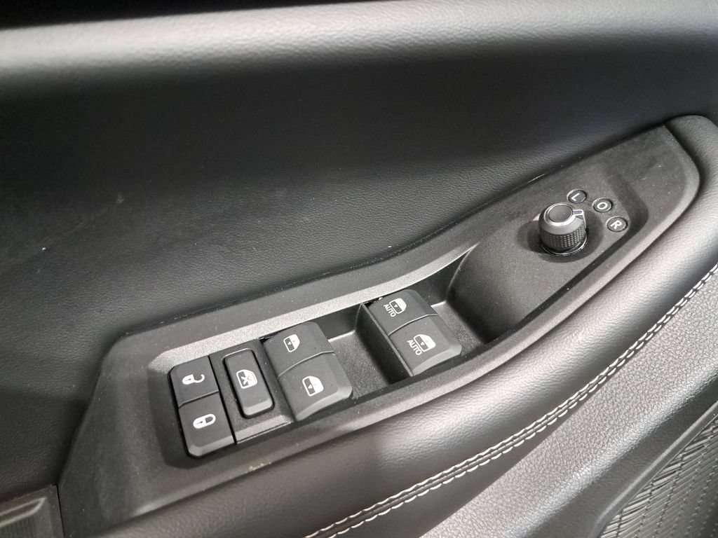 Certified 2024 Jeep Grand Cherokee Altitude AWD/4WD image 25