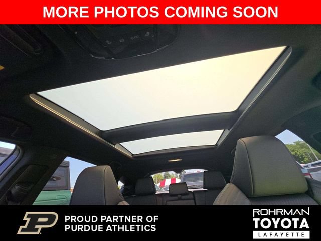 Used 2024 Toyota Venza Limited AWD/4WD image 8