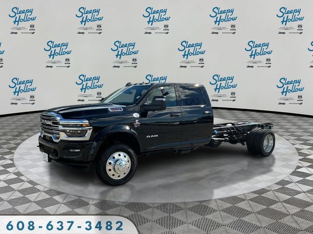 New 2026 RAM 5500 4x4 Crew Cab w/ Laramie Trim Package