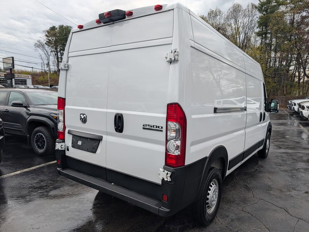 Used 2025 RAM ProMaster 2500 w/ Convenience Group FWD image 7