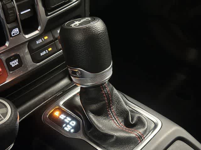 Used 2019 Jeep Wrangler Unlimited Rubicon w/ LED Lighting Group AWD/4WD image 24