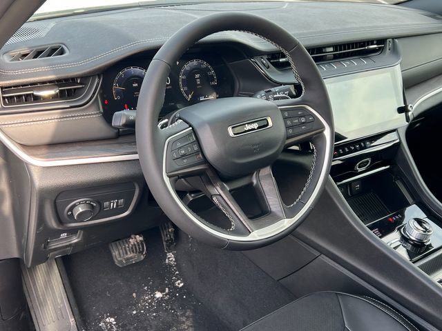 New 2026 Jeep Grand Cherokee Altitude image 15