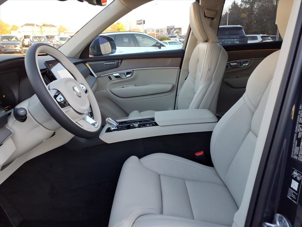 New 2026 Volvo XC90 T8 Ultra w/ Protection Package Premier image 19