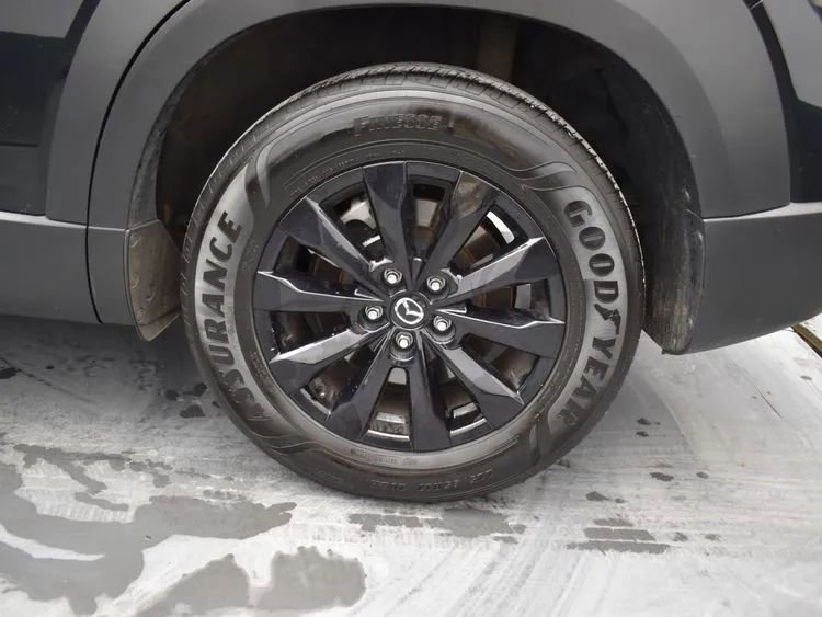 Used 2025 MAZDA CX-50 AWD 2.5 S w/ Preferred Package image 36