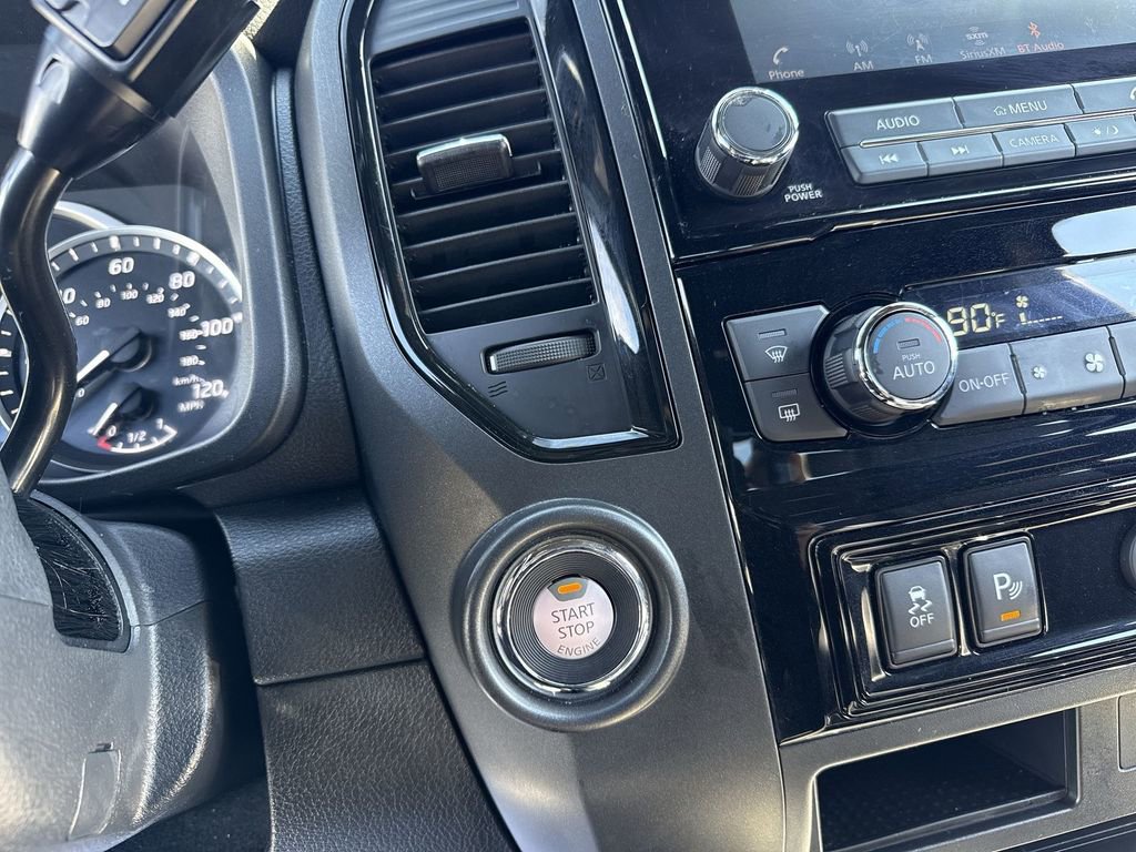 Used 2024 Nissan Titan SV w/ SV Bronze Edition Package image 16