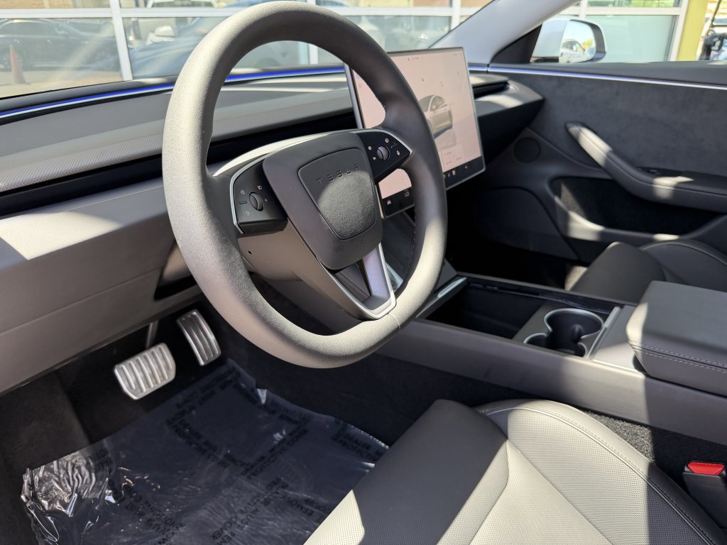 Used 2025 Tesla Model 3 Performance AWD/4WD image 37