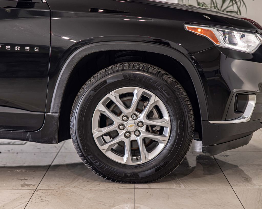 Used 2019 Chevrolet Traverse LT w/ LPO, Floor Liner Package image 10