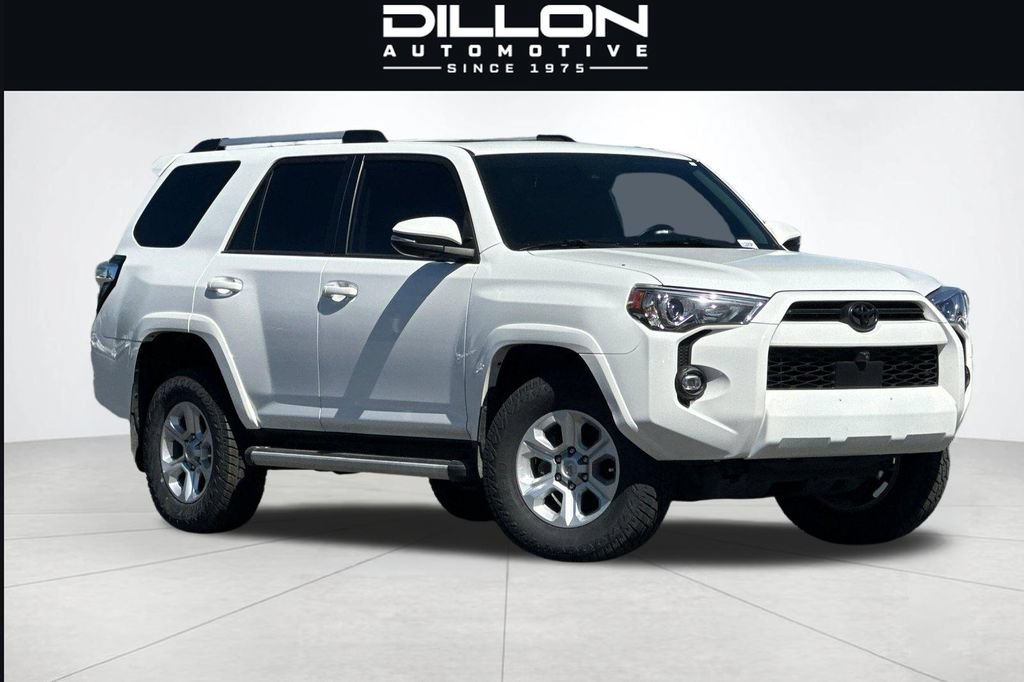 Used 2023 Toyota 4Runner SR5 Premium w/ Moonroof Package AWD/4WD image 1