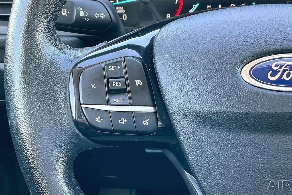 Certified 2021 Ford Escape SE w/ Cold Weather Package image 10