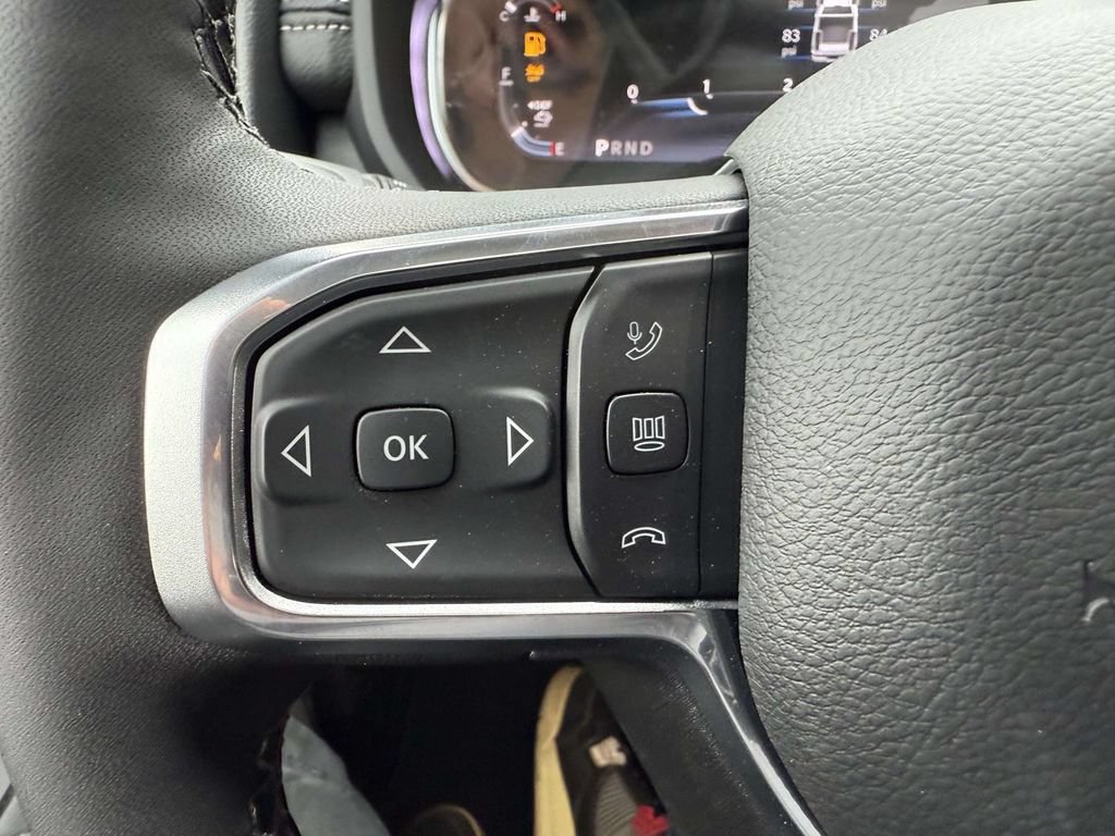 New 2026 RAM 2500 Laramie AWD/4WD image 24