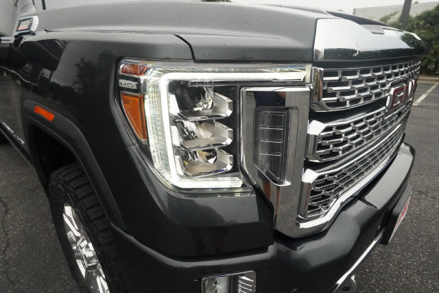Used 2021 GMC Sierra 2500 Denali w/ Denali Ultimate Package AWD/4WD image 33