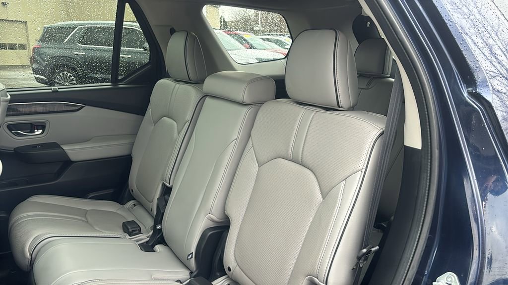 Used 2023 Honda Pilot Elite image 29