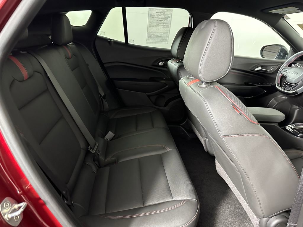 Used 2024 Chevrolet Trax RS w/ Driver Confidence Package image 28