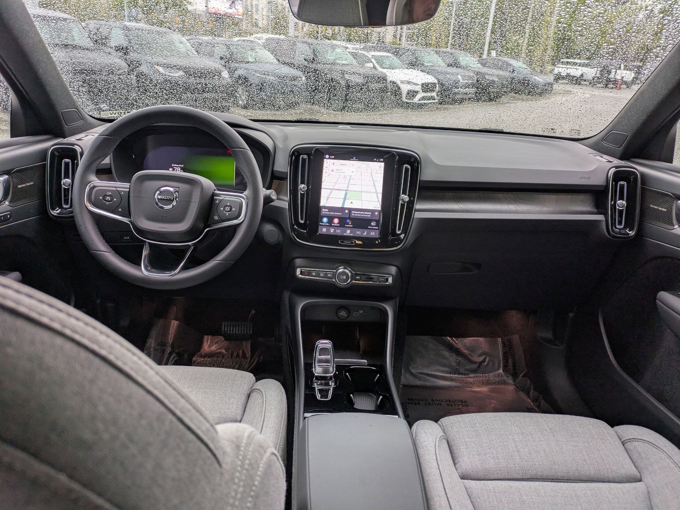 Used 2023 Volvo XC40 Recharge Ultimate image 25