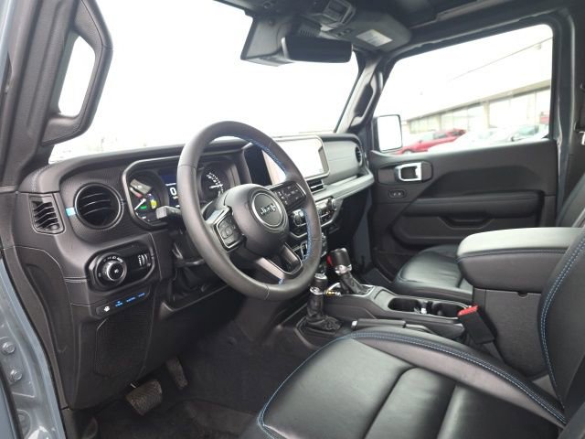 Used 2024 Jeep Wrangler Unlimited Rubicon 4xe w/ Capability Package image 21