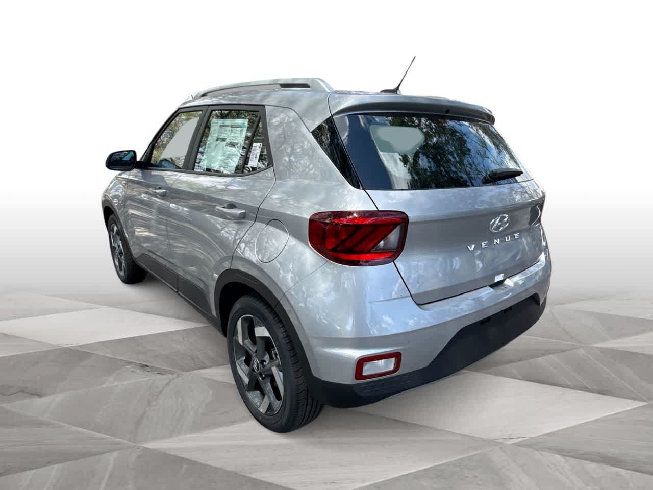 New 2026 Hyundai Venue SEL FWD image 6