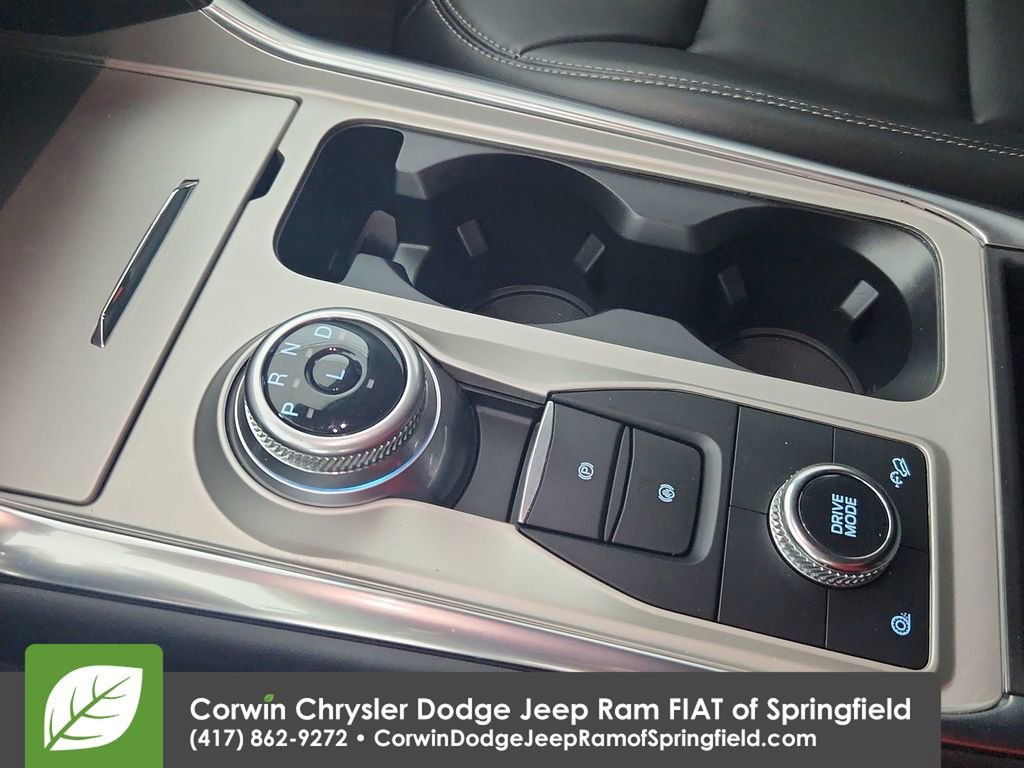 Used 2022 Ford Explorer XLT w/ Equipment Group 202A image 21