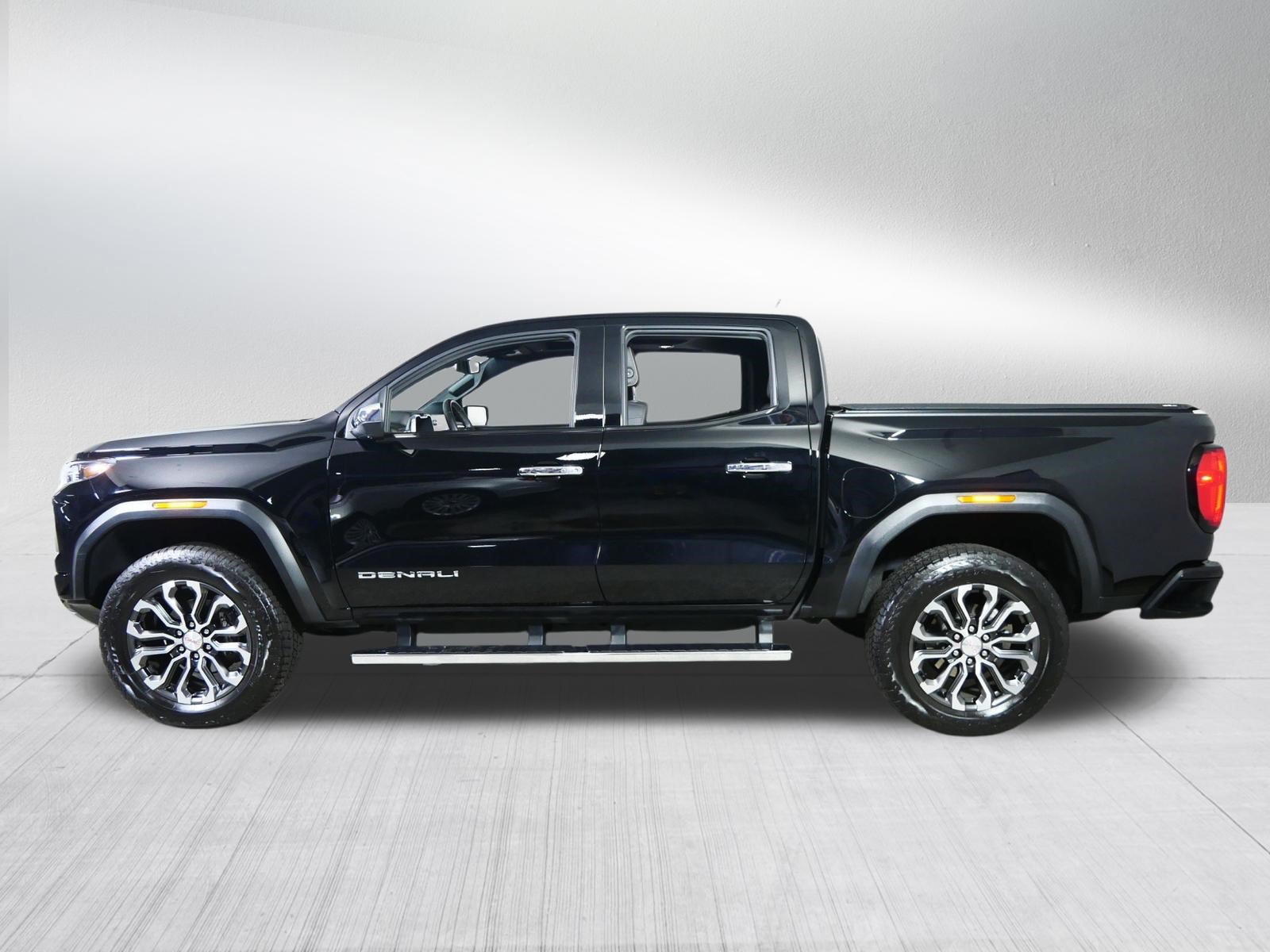 Used 2026 GMC Canyon Denali AWD/4WD image 4
