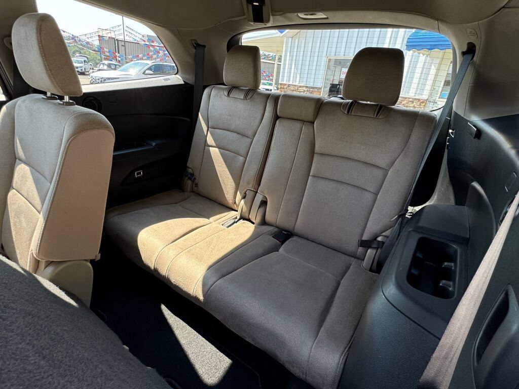 Used 2021 Honda Pilot EX image 15