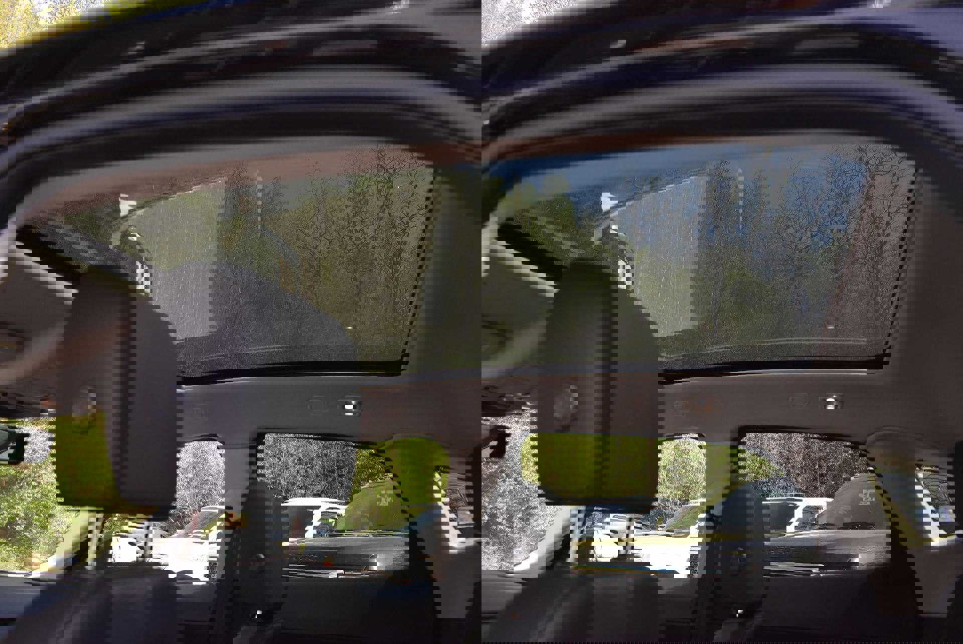 Used 2021 Jaguar E-PACE SE image 19