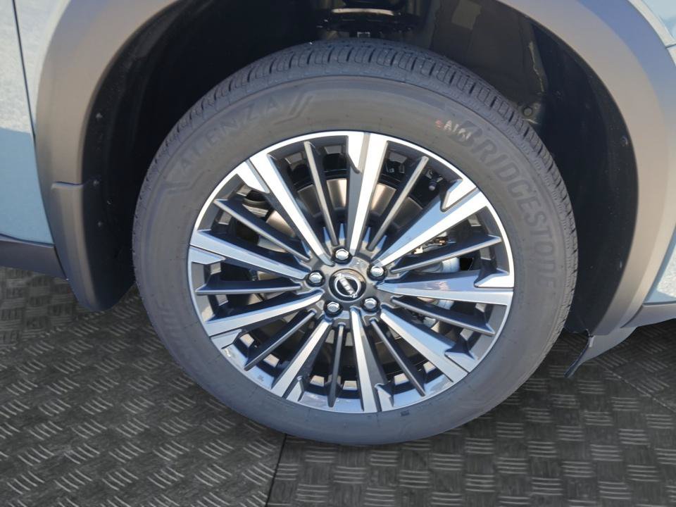 New 2026 Nissan Pathfinder Platinum FWD image 25